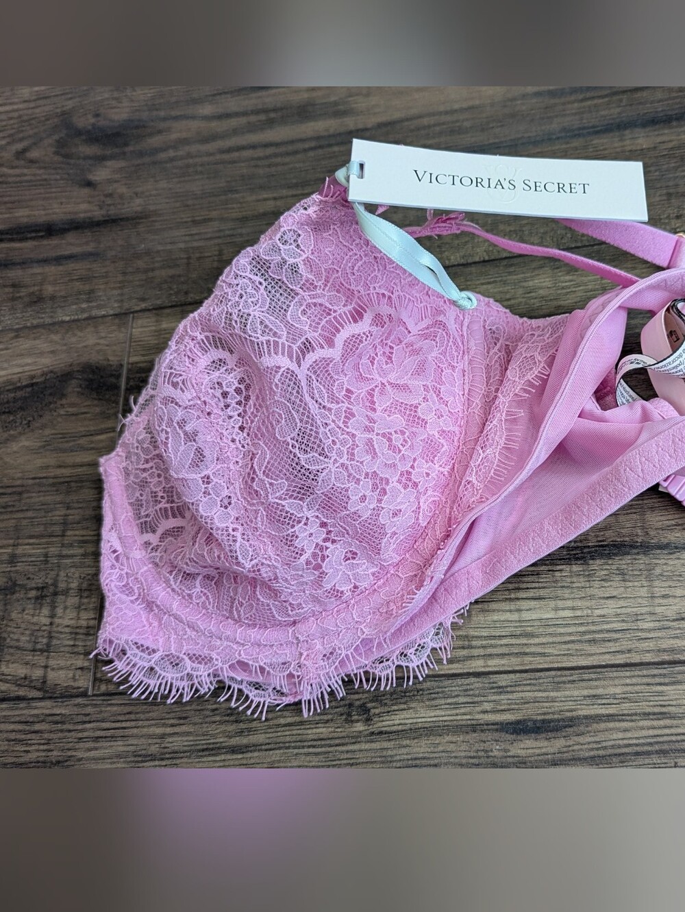 Victoria's Secret Bubblegum Pink Lace Underwire Bra